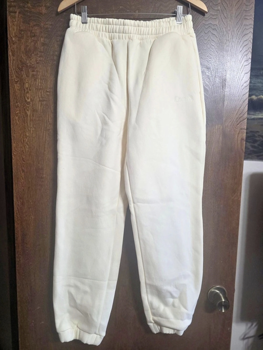 Comfrt Jogger Pants in Cream Size Small Like New